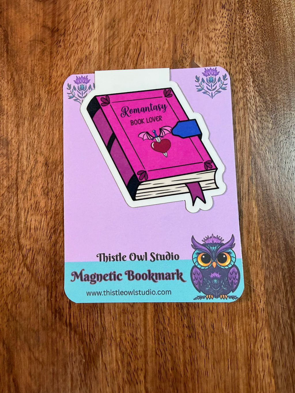 Romantasy Book Lover, Magnetic Bookmark