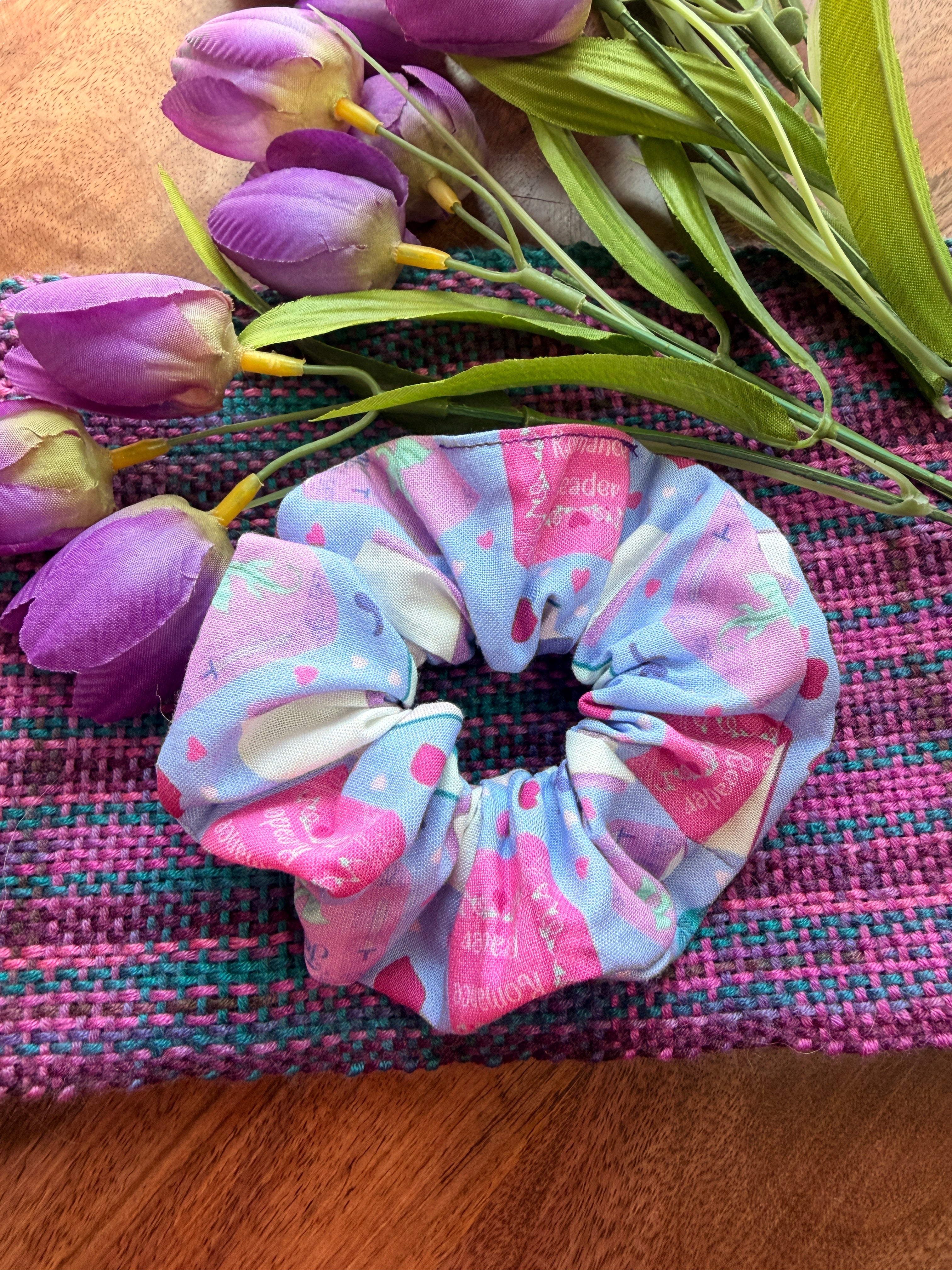 Bookish Scrunchie